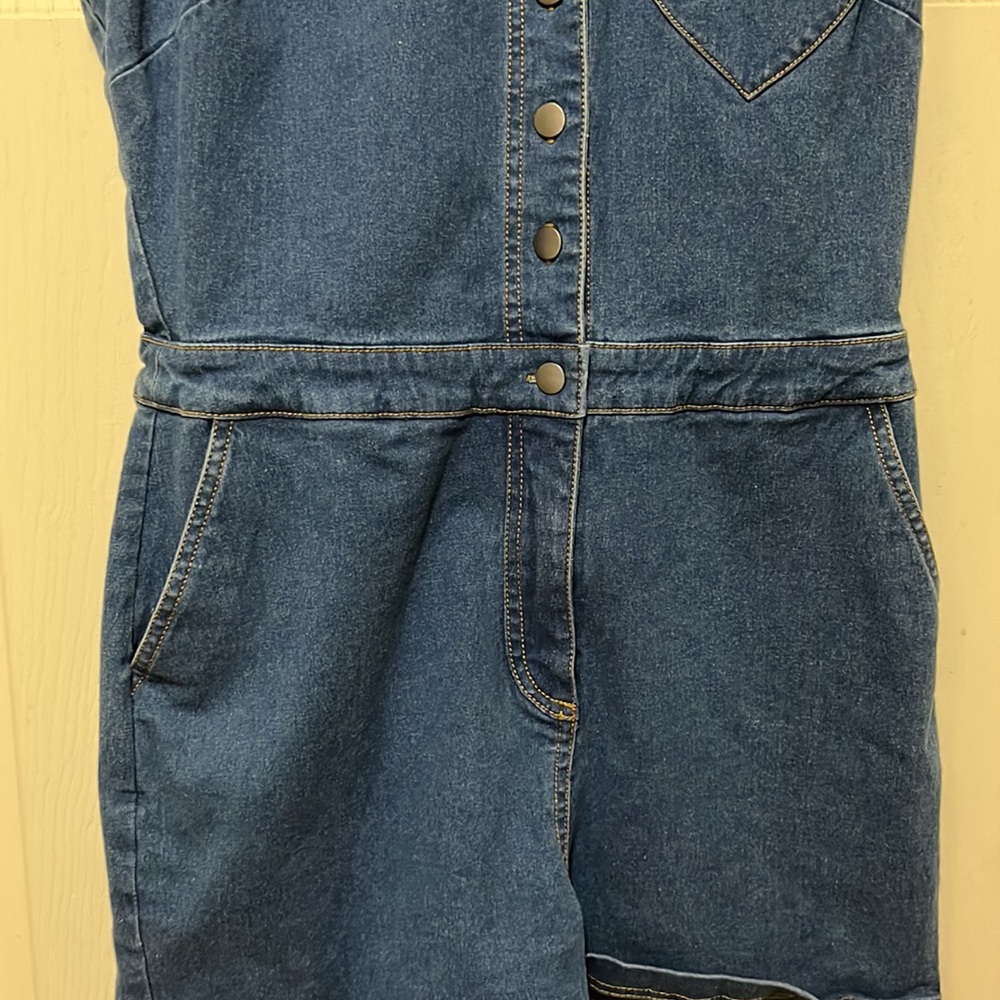 Demin Romper with Heart Pocket, Size XS/Small - Picture 4 of 10